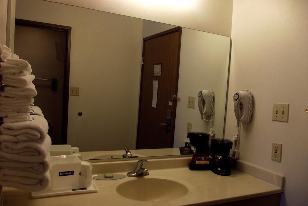 Travelodge By Wyndham Elko Nv Cameră foto
